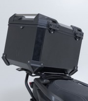 SW-MOTECH 38 L TRAX ADV Side Case with Carrier for Yamaha Tracer 9 (24) Black GPT.06.597.70000/B GPT.06.597.70000/B