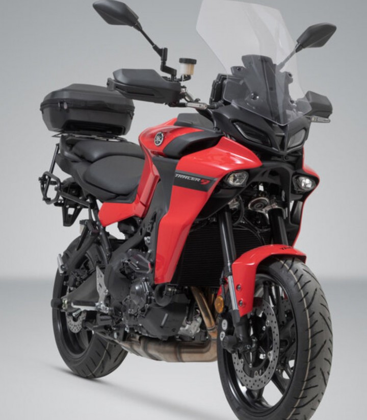 Maleta Superior con Soporte URBAN ABS Negro 16-29 L Yamaha Tracer 9 / GT / GT + (20-24) SW-MOTECH GPT.06.921.60000/B GPT.06.9...