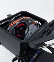 Maleta Superior con Soporte TRAX ADV Negra 38 L Yamaha Tracer 9 / GT / GT + (20-24) SW-MOTECH GPT.06.921.70000/B GPT.06.921.7...