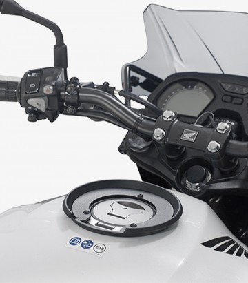 GIVI Tanklock/ED Tank Bag Adapter BF30