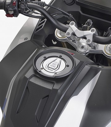 GIVI Tanklock/ED Tank Bag Adapter BF79