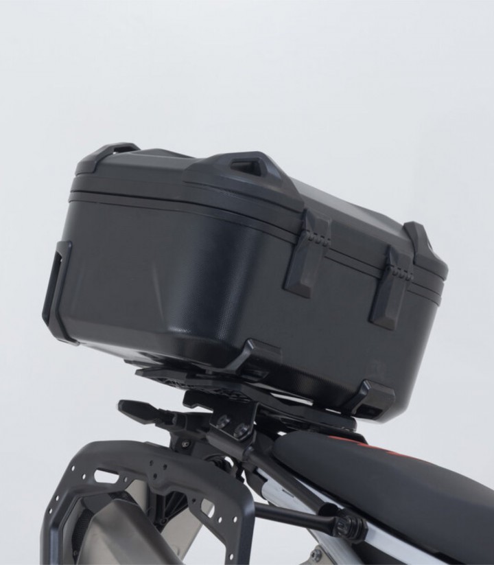 Topcase mit Träger DUSC Schwarz 41 L BMW F 900 GS (23) SW-MOTECH GPT.07.602.65001/B