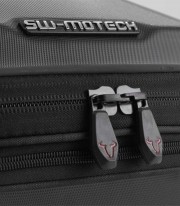 Maleta Superior con Soporte URBAN ABS Negro 16-29 L BMW R1250GS (21-24), F900GS Adventure (23) SW-MOTECH GPT.07.904.60100/B G...