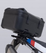 Maleta Superior con Soporte DUSC XL Negro 55 L BMW R 1250 GS / Adventure (21-24), F 900 GS Adventure (23) SW-MOTECH GPT.07.90...