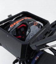 Maleta Superior con Soporte TRAX ADV Negra 38 L BMW R1300GS / GS Adventure (23-25) SW-MOTECH GPT.07.975.70100/B GPT.07.975.70...