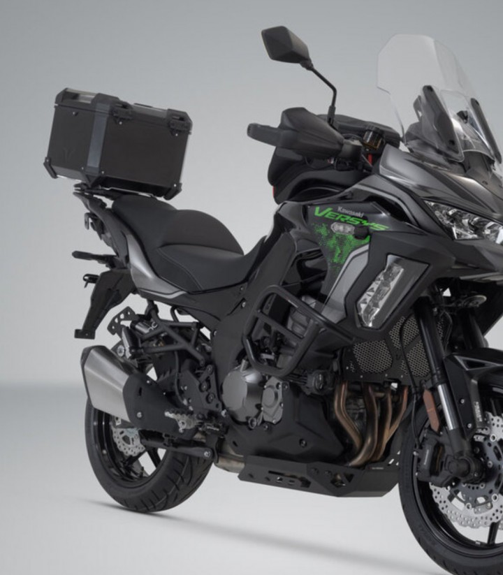 Maleta Superior con Soporte TRAX ADV Negra 38 L Kawasaki Versys 1000 (11-18), Versys 1100 (24) SW-MOTECH GPT.08.368.70000/B G...