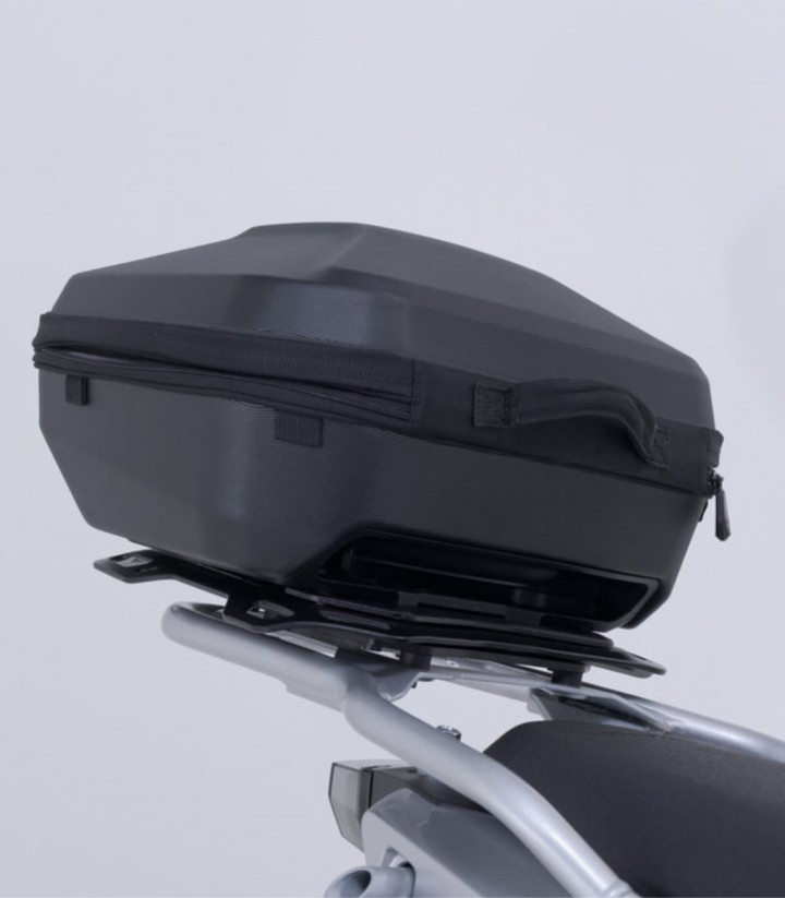 Maleta Superior con Soporte URBAN ABS Negro 16-29 L CFMOTO 800MT (21), 700MT (24) SW-MOTECH GPT.10.032.60001/B GPT.10.032.600...