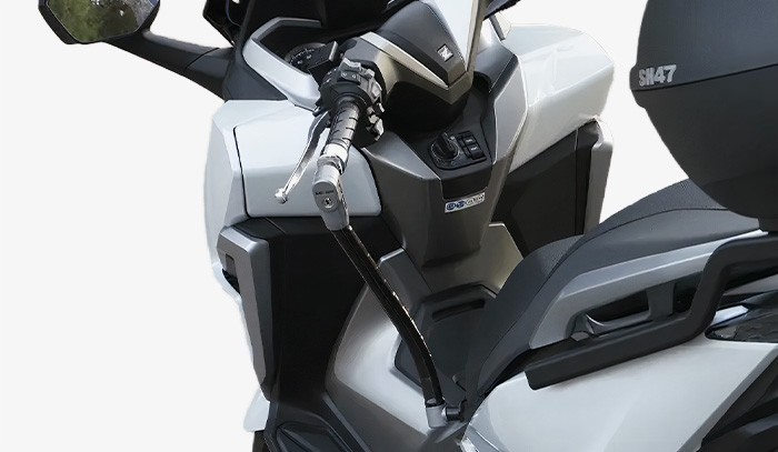Handlebar lock mounts